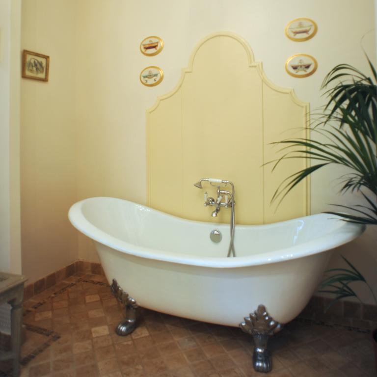 L'Orangerie Du Grand Jardin Villa Condé-sur-Seulles Стая снимка